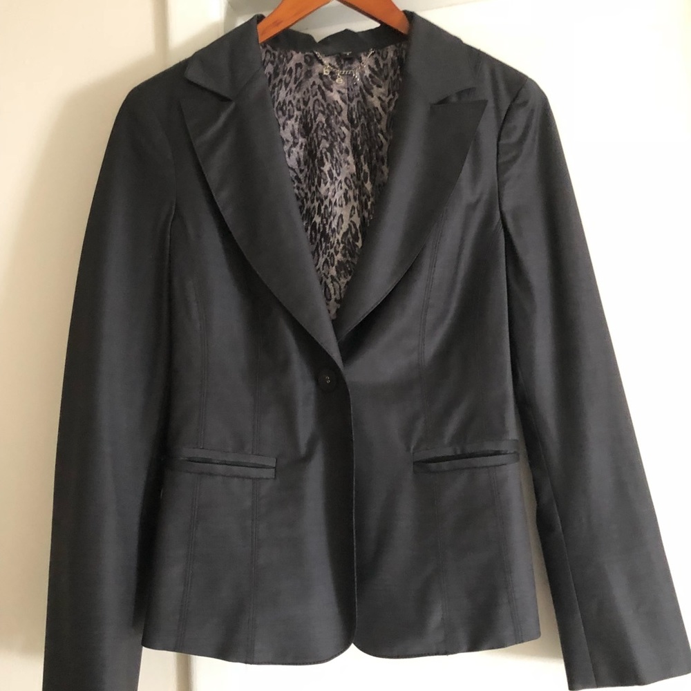 Suit jacket
